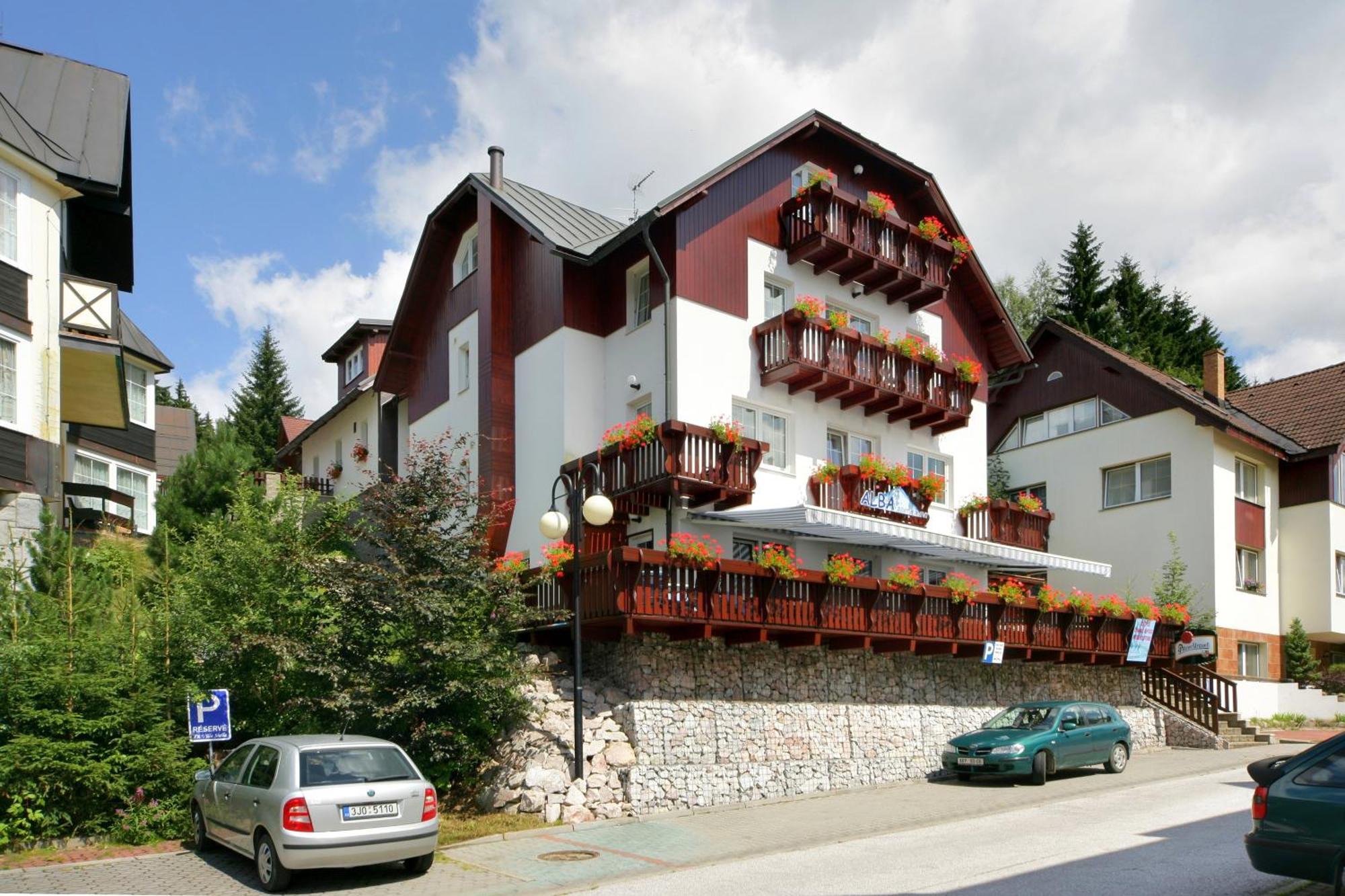 Pension Alba Spindleruv Mlyn Exterior photo
